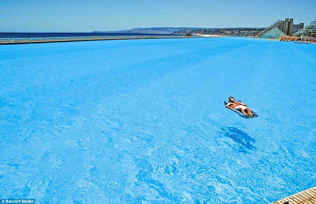 Worlds-largest-pool3