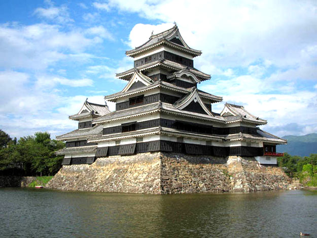 Замок Мацумото, Япония.